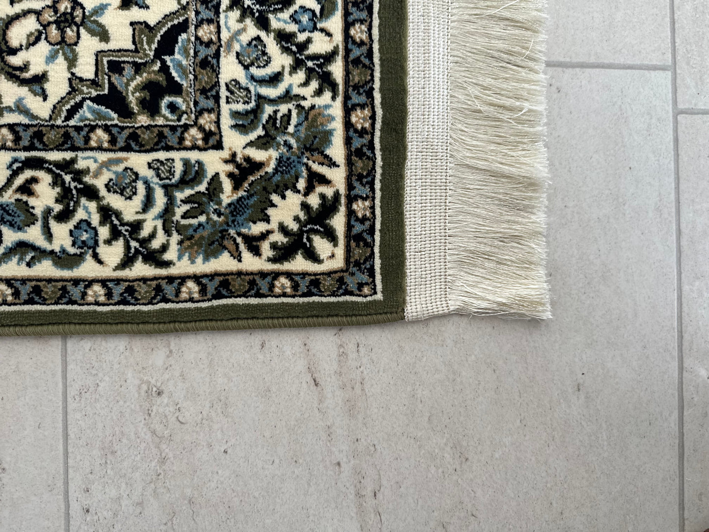 classical rawdah sajjadah - white and blue