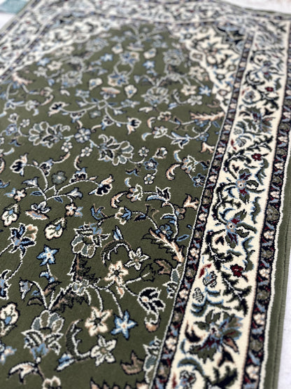 classical rawdah sajjadah - white, blue and burgundy