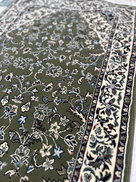 classical rawdah sajjadah - white, blue and burgundy