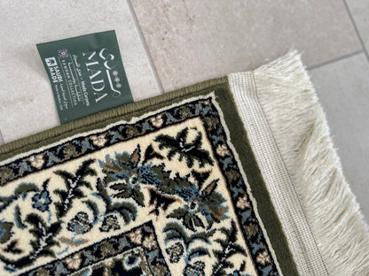 classical rawdah sajjadah - white and blue